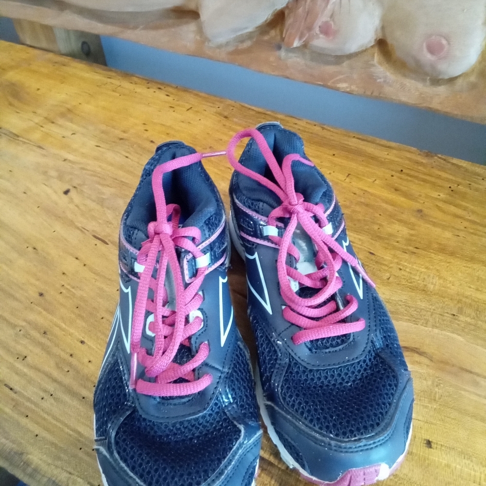 Reebok Quick Chase Size 7 Blue and Pink Running Sneakers - Picture 8 of 15